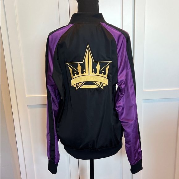 Jeffree Star Unisex Bloodlust Bomber Jacket in Vibrant Purple and Black - Picture 9 of 9